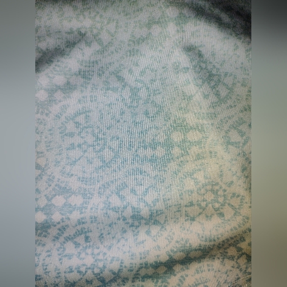 Pebble Beach Elegant White and Light Blue Women's Golf Skort. - Picture 5 of 6